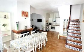 Casa Adina